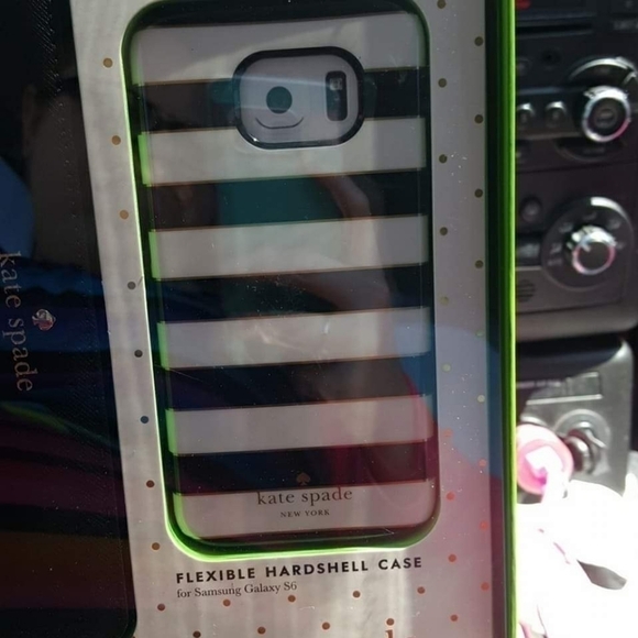 Black kate spade wallet with phone case. Nwt - Picture 4 of 5